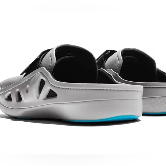 MSCHF AC2 - Picture 3 of 8